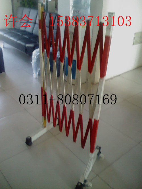 安全圍欄價格安全圍欄材質(zhì)-安全護(hù)欄（伸縮）規(guī)格