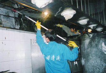 海淀公主墳油煙機(jī)清洗，排煙罩清洗，風(fēng)機(jī)維修