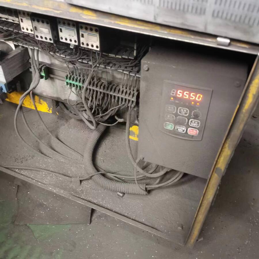 上海昶旺防金屬粉塵防腐防塵變頻器拋光設(shè)備專(zhuān)用