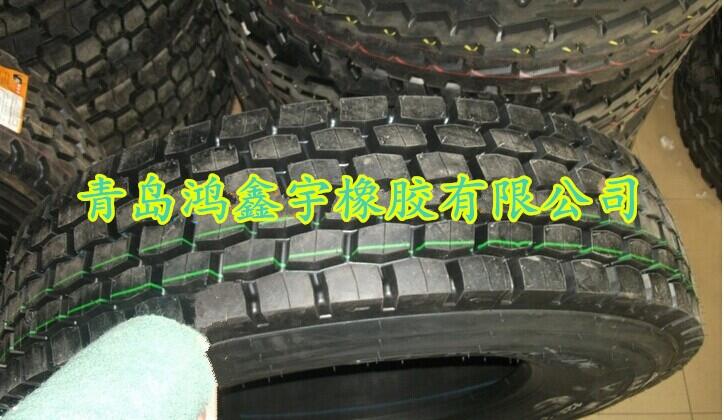 新聞:楚雄光面壓路機(jī)輪胎哪里有