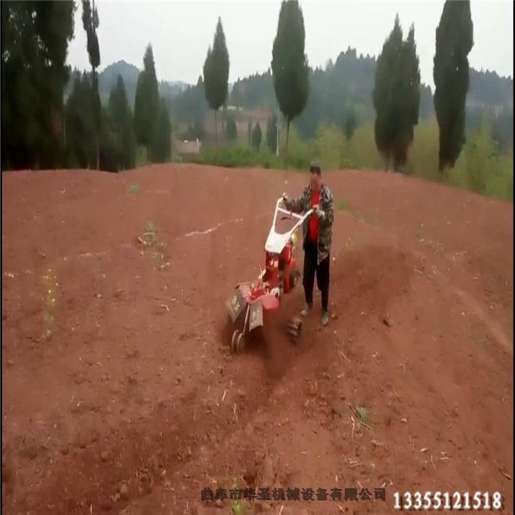 行走速度可調(diào)的開(kāi)溝機(jī) 山東華圣多功能產(chǎn)銷自走式生姜播