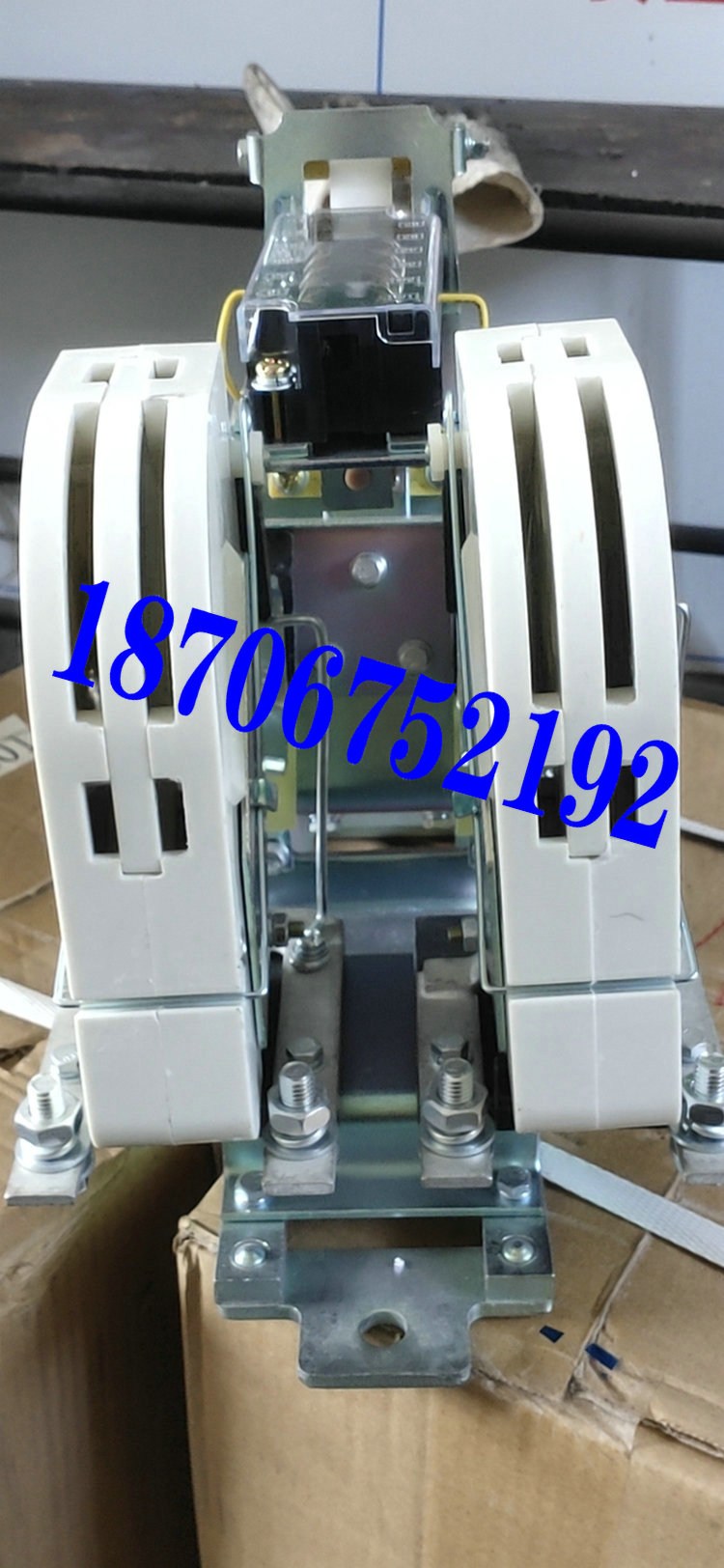 鐵路機車接觸器電壓調(diào)整器司機控制器陜西鴻信鐵路設備