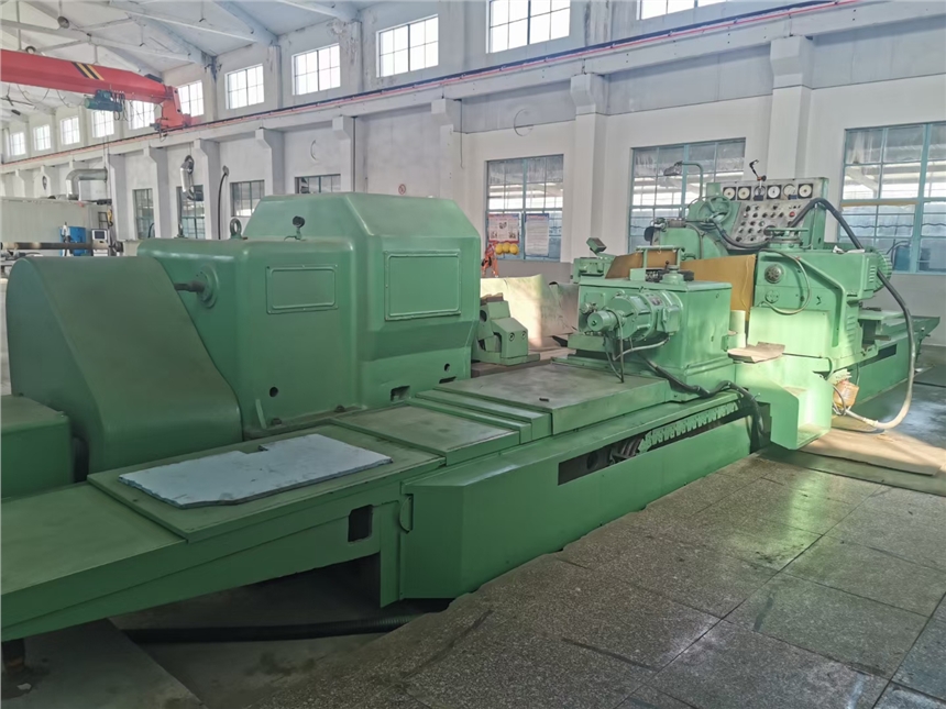 險峰機(jī)床廠5米軋輥磨床型號M84100B