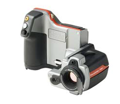 FLIR T390 電力行業(yè)專為移動目標(biāo)設(shè)計