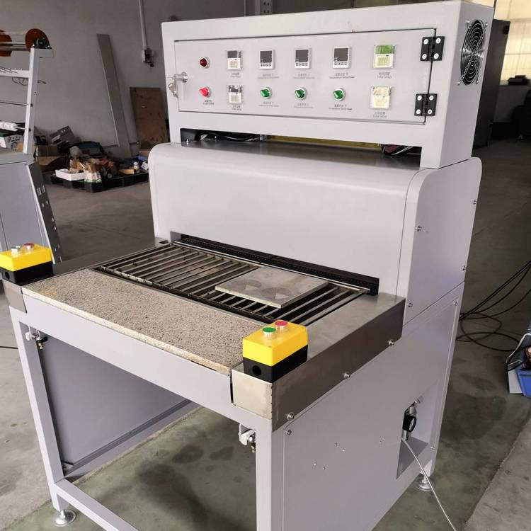 PVC商標機｜PVC滴塑自動烤箱｜全自動滴塑商標烤箱